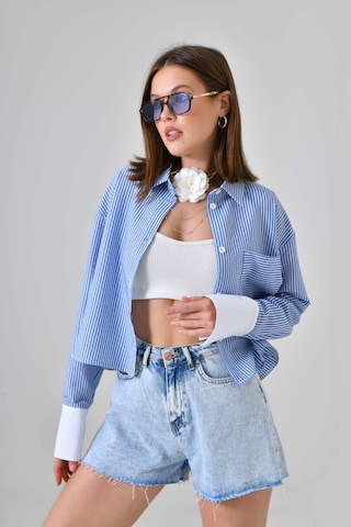Saade Mavi Çizgili Crop Gömlek Mavi