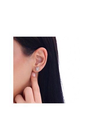 Nochediamond 0,37 Karat Baget Pırlanta Küpe-831 Nochediamond 0,37 Karat Baget Pırlanta Küpe-831