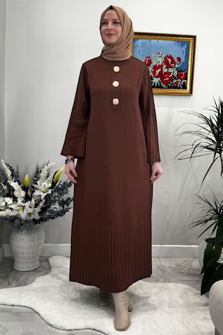 Banu Broşlu Triko Elbise Kahve Normal