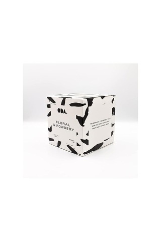 Floral & Powdery - Çiçeksi & Pudramsı Kokulu Dekoratif Desenli Soya Mumu I 150 Gr Renkli Siyah