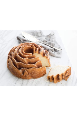 Nordicware Gül Bundt Kek Kalıbı Renkli