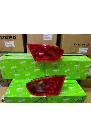 Seat Leon Makyajlı Kasa 2010-2013 Arası Valeo Sağ Ve Sol İç Stop Lambası 1p0945107f / 1p0945108f
