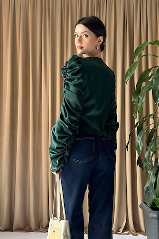 Klex Büzgü Detaylı Drapeli Saten Uzun Kollu Kadın Crop Bluz-beyaz - S Yeşil
