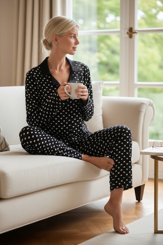Kadın Siyah Kalp Desenli Pamuklu Uzun Pijama Seti Yumuşak Ve Rahat Ev Giyim