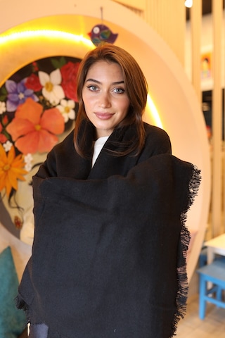 Yumuşak Dokulu Kalın Düz Atkı Omuz Şalı 70x180 CM 1206 Siyah