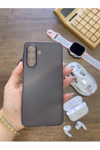 Samsung Galaxy A17 Uyumlu Süper İnce Mat Ultra Thin Silikon Kılıf Buzlu Siyah