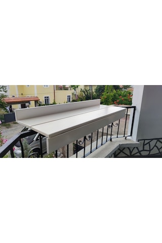 Ahşap Balkon Masası