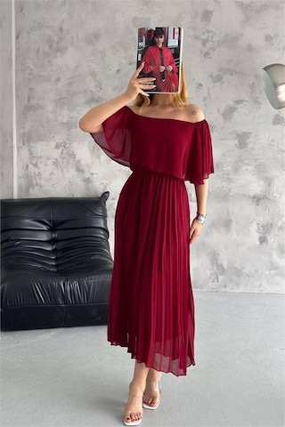 Neşeli Butik Kadın Madonna Yaka Piliseli Şifon Elbise Nbk2099 Bordo