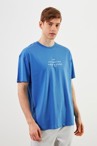 Leo Erkek Oversize Tshirt Pamuk Bisiklet Yaka Baskı Detaylı Basic Tişört Mtlce82 Mavi