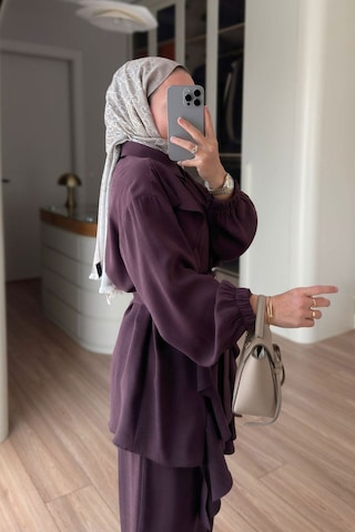 Ka Hijab Fırfır Detaylı Kuşaklı Takım - Mürdüm