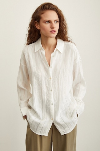 Never More Dokulu Çizgili Gömlek Beyaz