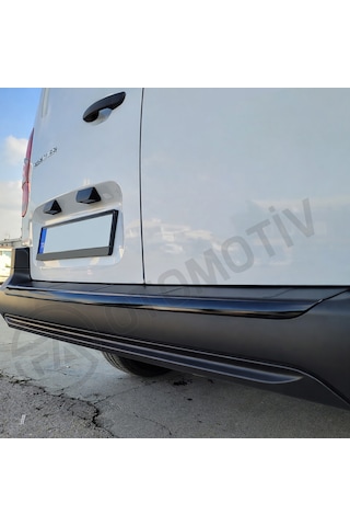 Fiat Doblo Arka Tampon Eşiği Parlak Siyah 2024 Model Ve Sonrası