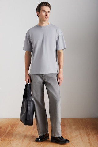Grimelange Jett  Erkek Oversize Fit %100 Organik Pamuk Kalın Dokulu Bisiklet Yakalı Gri T-shirt Gri
