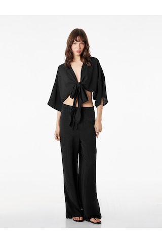 Koton Kısa Kollu Kruvaze Yaka Bağlamalı Crop Oversize Kimono Siyah 6sal50004ıw