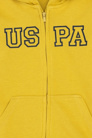 U.S. Polo Assn. Erkek Çocuk Fermuarlı Kapüşonlu Basic Sarı Sweatshirt 50293472-VR094