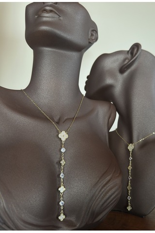 Emina Çiçek Motifli Taşlı Sarkıt Vintage Retro Kolye Gold