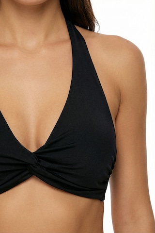 Penti Siyah New Üçgen Twist Bikini Üstü