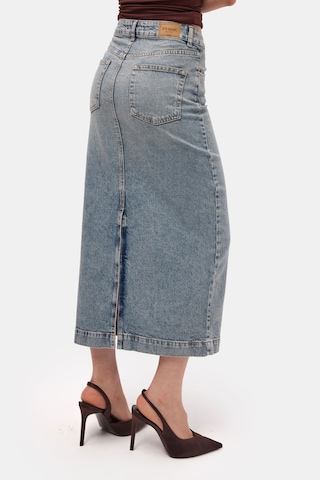 Itsbasic Kadın Kot Renk 4s6-32 Maxi Komfort Kumaş Arkadan Yırtmaçlı Denim Etek