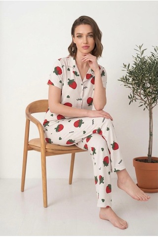 Oreiro Kadın Çilek Desenli Düğmeli Pijama Takımı - Kısa Kollu Pamuklu Yazlık Ev Giyimi Seti Beyaz - Kırmızı