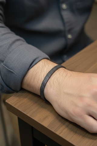 Valmont Accessories Hematit Taşlı Antrasit Erkek Bileklik Mat Zikzak Desenli Minimal Modern Bileklik