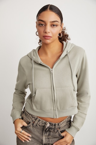 Delıa Kadın Crop 3 Iplik Şardonlu Örme Relaxed Fit Fermuarlı Kapüşonlu Çağla Yeşili Sweatshirt