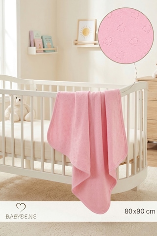 Babyden's Kalp Desenli Jakarlı %100 Pamuklu Nefes Alabilen - Yumuşak Bebek Battaniyesi Pembe