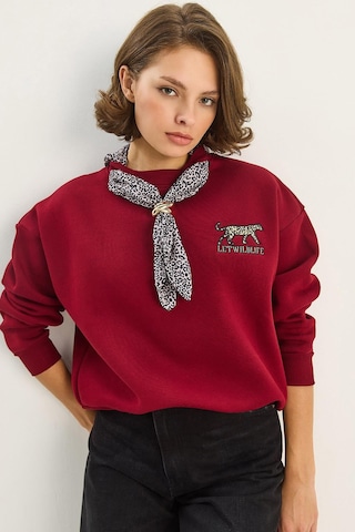 Shade Kadın Fular Detaylı Leopar Nakışlı Üç İplik Şardonlu Oversize Sweatshirt 6917 60283616 - Bordo
