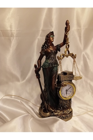 Adalet Kadın Avukat Heykeli Themis Terazi Dekoratif Hakim Savcı Saatli 35 14 45cm