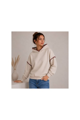 Herkesemoda Yaka Ve Kol Nakış Detaylı Kapüşonlu 2 İplik Şardonlu Sweatshirt Bej-bordo