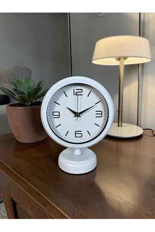Premium Beyaz 25 X 20 Cm Metal Masa Saati Çok Renkli
