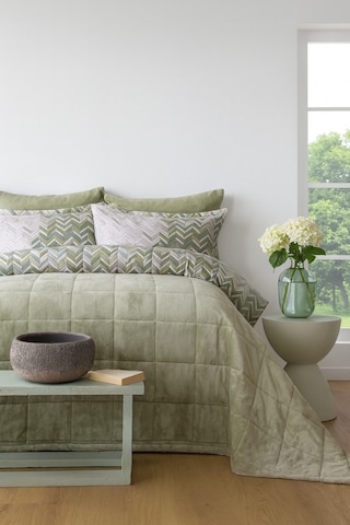 Wellsoft Kapitone Yatak Örtüsü Seti Çift Kişilik Hardy Yeşil Yeşil