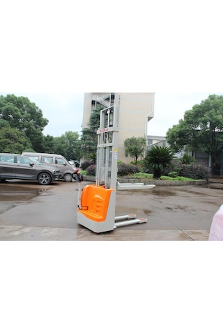 1.5 Ton 3 Metre Tam Otomatik Akülü İstif Makinesi
