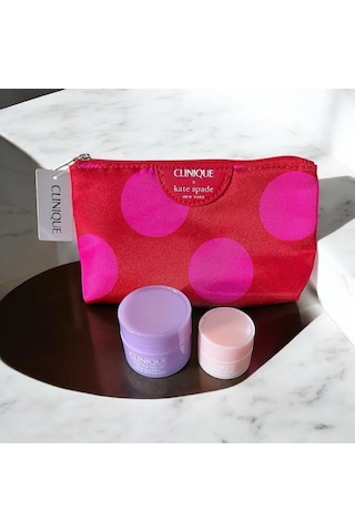 Clinique Çok-şık-makyaj-çantası-pembe-renk