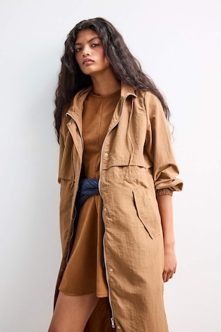 Defacto Regular Fit Kapüşonlu Fermuarlı Uzun Yağmurluk E8554ax25aubn560 Kahve