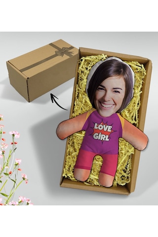 Bk Gift Hediye Kutusunda Kişiye Özel Fotoğraflı Kadın Süper Kahraman Bebek Yastık-2, Arkadaşa Hediye, Sevgiliye Hediye, Doğum Günü Hediyesi Kobitmeyen