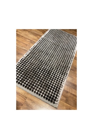 Quadro 3702 100x200 Antrasit Halı Gri