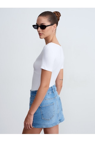 Dilvin 32758 V Yaka Kısa Kollu T-shirt-beyaz
