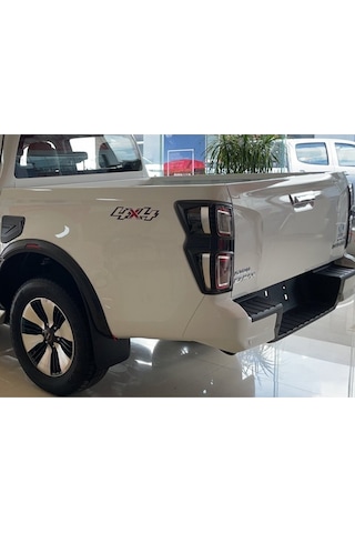Dmax 2020+ Stop Çerçevesi Siyah