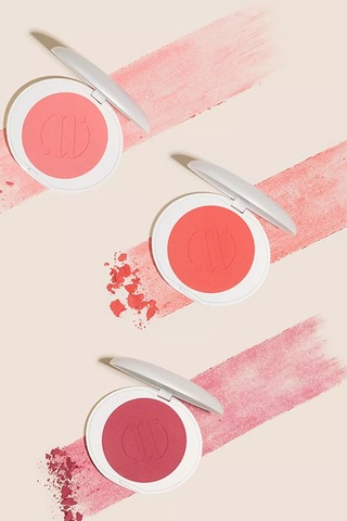 Noha Nabıl Noha Nabıl Blush On 8g, Vegan, Doğal İçeriklü, Yumuşak Mat Bitişli Lüks Allık Allıklar Beach Vibes