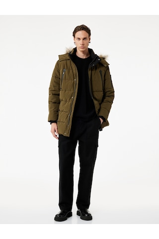 Koton Uzun Kollu Fermuarlı Cep Detaylı Slim Fit Suni Kürk Kapüşonlu Parka Yeşil 6wam00019hw Yeşil