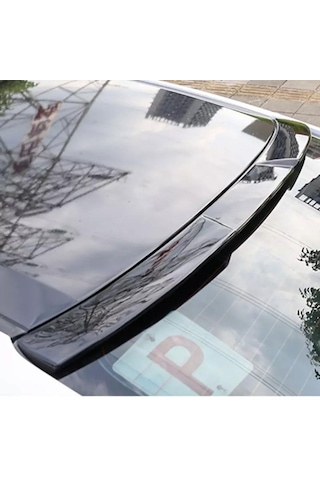 Hyundai Elantra Cam Üstü Piano Black Spoiler 2016-2019