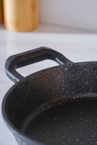 Diamente Sahan - 22 Cm Siyah