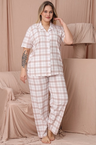 Wordex Mirano 4951 Kısa Kollu Süprem Kumaş Kareli Büyük Beden Düğmeli Kadın Pijama Takımı Beyaz