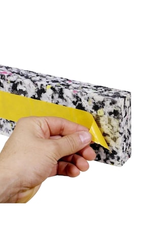 Yapışkanlı Kapı Altı Isı Ve Ses Yalıtım Eşik Süngeri 2,5cmx8cmx90