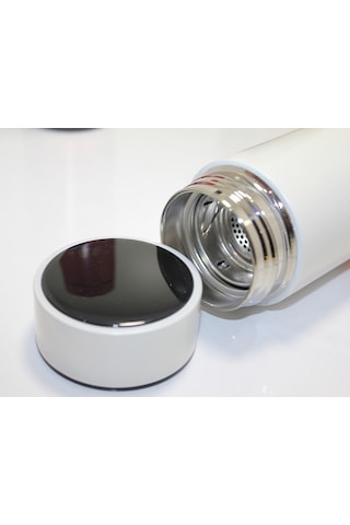 River World Seri C Termos Dijital Göstergeli 500 Ml'lik Anime Baskılı Renkli