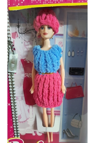 Örmeli Kıyafetli Şapkalı Bebek