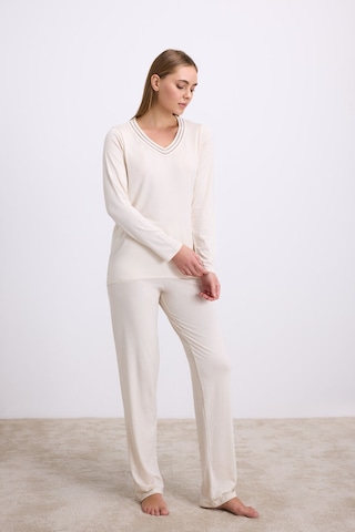 Man11616-1016 Anil Ev Giyim Anıl Kadın Uzun Kollu Pijama Takımı Şık V Yaka Ve Minimal Tasarım 11616 Fil Dişi