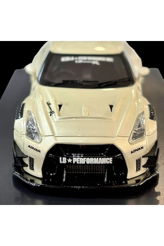 Liberty Walk 1/64 Gt-r R35 141/300 Limited Edition