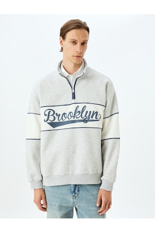 Koton Oversize Sweatshirt Kolej Baskılı Yarım Fermuarlı Renk Bloklu Şardonlu Pamuk Karışımlı Gri 5wam70029mk Gri