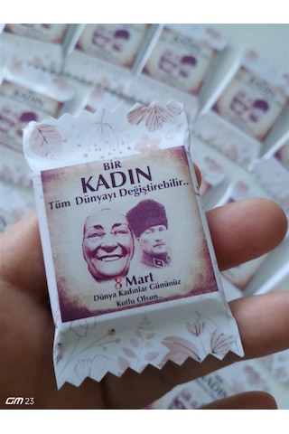 Farklı Market 8 Mart Kadınlar Günü Hediyesi Özel Kesim Zübeyde Hanım Atatürk İkramlık Çikolata 18 Adet